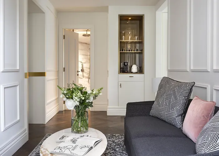 酒店 Intercontinental Ambasciatori Palace By Ihg